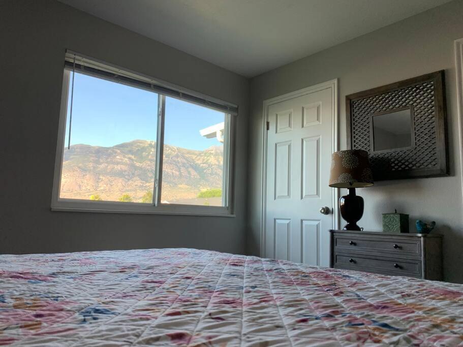 Rooms With A Mountain View Pleasant Grove Buitenkant foto
